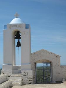 Original Stone farmhouse, for an altenative style holiday Kea Greece