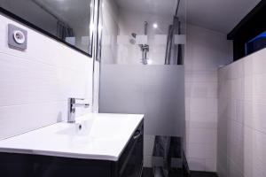 Le Clos St Louis