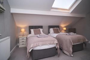 Bakers Rest ideal for 2 families centrally located in Grasmere with walks from the door