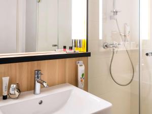 Hotels ibis Styles Guyancourt Versailles : photos des chambres