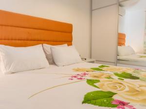 One Bedroom Apartment with Sea View ( 4 adults )  room in Apartments Windrose