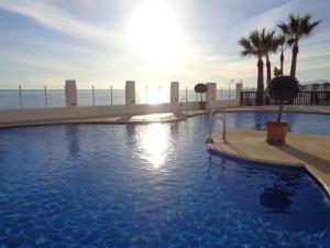 Seaview Puerta del Mar first line beach