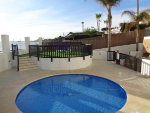 Seaview Puerta del Mar first line beach