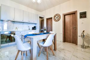 Koukounari Luxury Apartments Aegina Greece