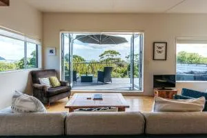 Alison's Place - Onetangi Holiday Home - Onetangi
