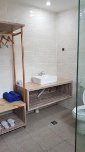 Executive Triple (Executive Triple )