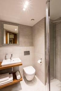 Single Room room in Ascot Premium Hotel