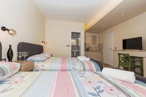 Bitrak Guest House