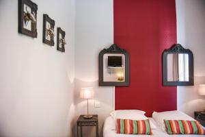 Hotels Hotel du Commerce : photos des chambres
