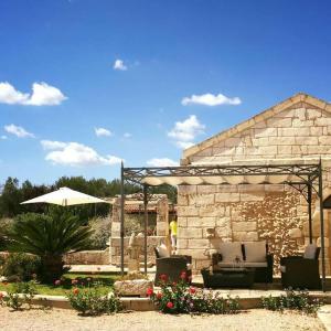 Villa with Garden View