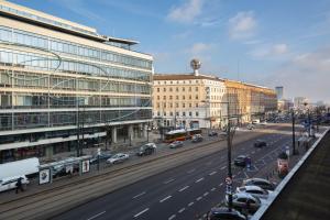 Family City Center Apartments by Renters