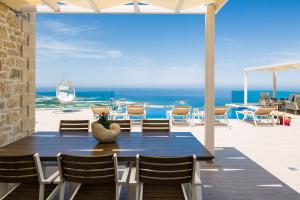 Blue Horizon Luxury Villas