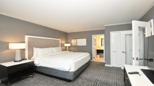 Executive King Room room in InterContinental Kansas City at the Plaza an IHG Hotel