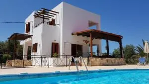 Villa Angelos with private gated pool - Almirida