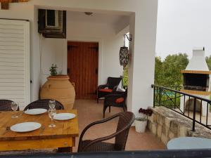 Villa Angelos with private gated pool