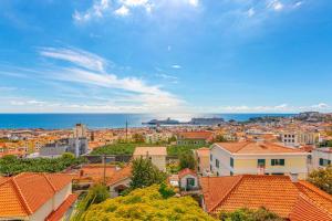 Flowers Island house 2