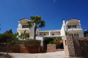 The Sea Horse - Modern Sea View Villa Korinthia Greece