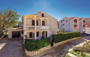 Apartments Paulin Pag