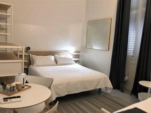 Hotels AZUR HOTEL : Chambre Triple avec Terrasse