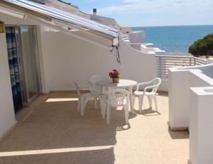 Two-Bedroom Apartment room in Kione Las Margaritas