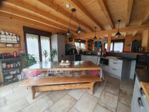 Chalets Chalet du champs des semeaux : photos des chambres