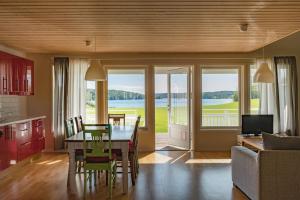 Cottage Beautiful house with lake view Bengtsfors Sweden