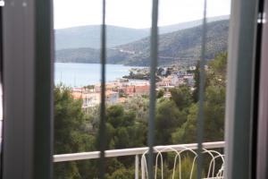 The Sea Horse - Modern Sea View Villa Korinthia Greece