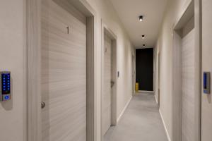 Deluxe Apartments & Rooms 