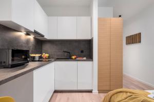 Deluxe Apartments & Rooms 