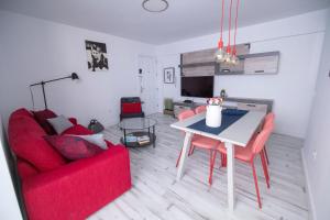 Views of Santa Cruz Wifi and smart TV