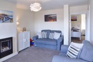 Cottages-Whitby - Marina Side