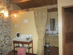 B&B / Chambres d'hotes La Ferme du Bascou : photos des chambres
