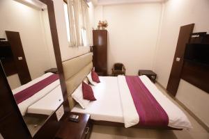 Hotel Golden Wings