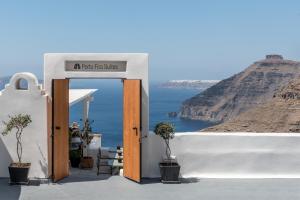 Porto Fira Suites Santorini Greece