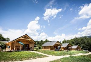 Campings Huttopia Lac d'Aiguebelette : photos des chambres