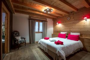 Chalets Le CHALAY : photos des chambres