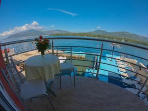 Porto Del Sole apartments