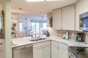 Windsor Court North 4204