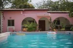 Villa Amarant - Private Garden with Pool Retreat - Sanyang