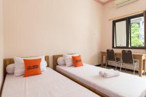 KoolKost Syariah near UPN Veteran - 1hvězdičkové hotely ve městě Medokanayu