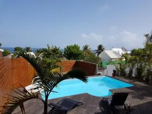 VILLA VUE MER AVEC PISCINE - Le Gosier