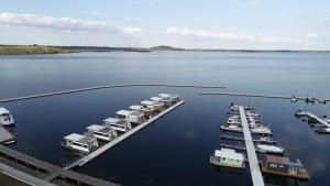 Hausboote Marina Braunsbedra