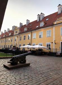2 level apartments in Old Town