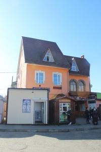 Хотел Готель Чардаш Staryy Sambor Украйна