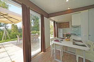 Mobile Home room in Agricampeggio Corte Tonolli