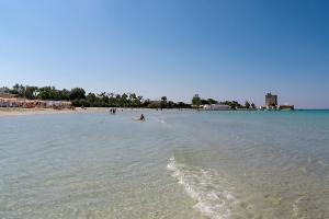 Holiday Home room in Economico trilocale vicino spiaggia Ionio m527