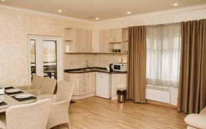 Hotel and Restaurant Complex Lubokray