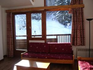 Appartements La Tania La Saboia sleep 8 private Sauna lounge dining 2 bathrooms kitchen 2 balconies ski in out : photos des chambres