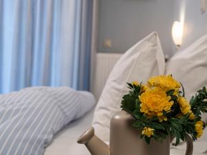 Central Terrace Modern Apartment