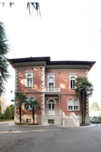 Apartament Matteotti Liberty & Luxury Home Vignola Italia